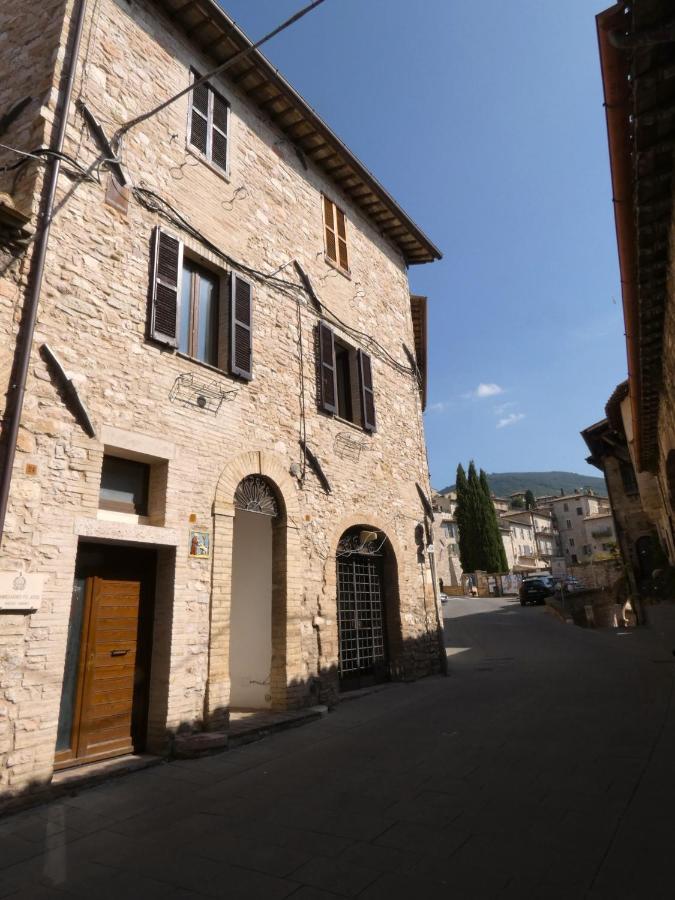 Scappo In Umbria, La Casa Di Eude Apartman Assisi Kültér fotó