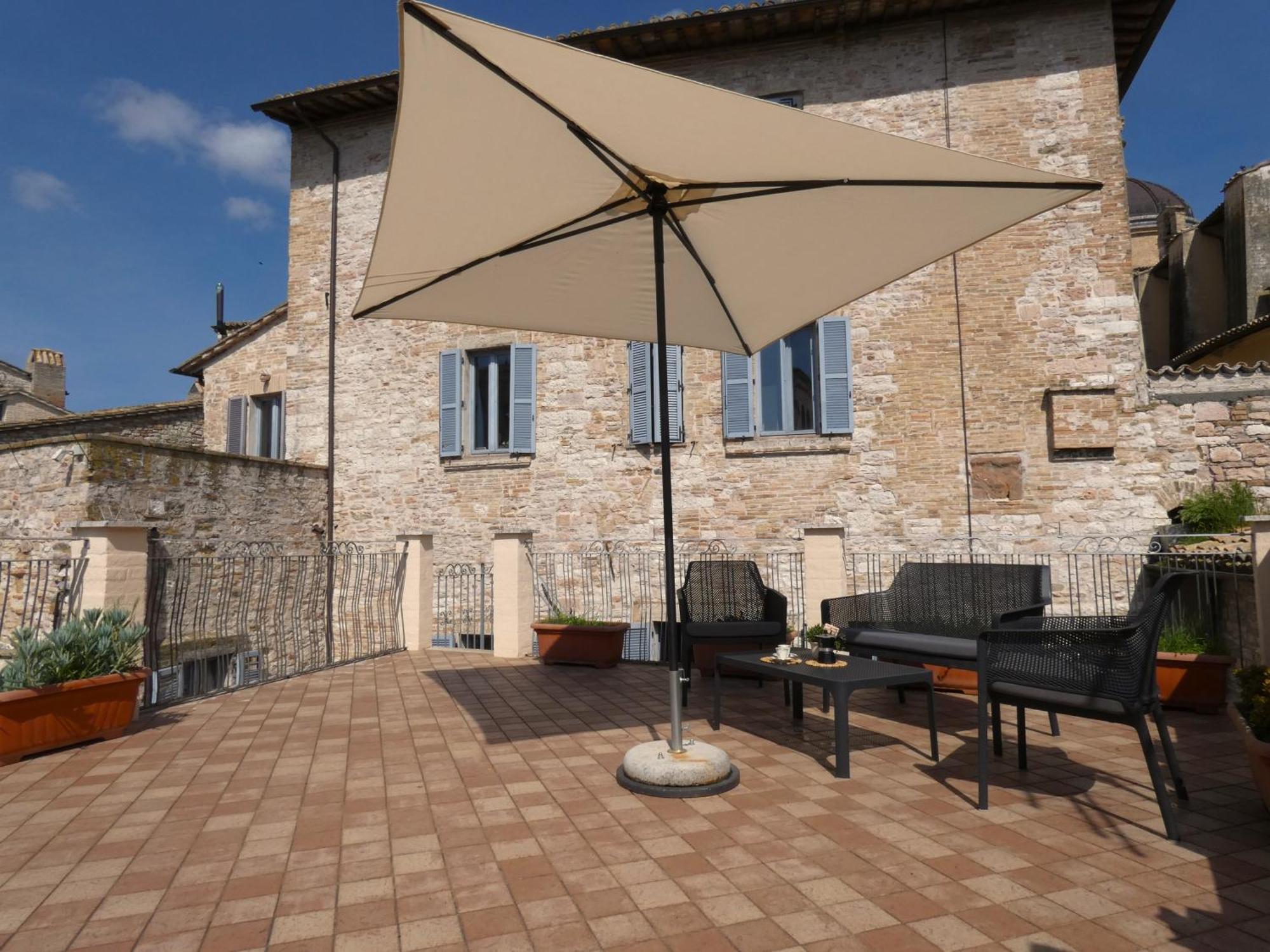 Scappo In Umbria, La Casa Di Eude Apartman Assisi Kültér fotó